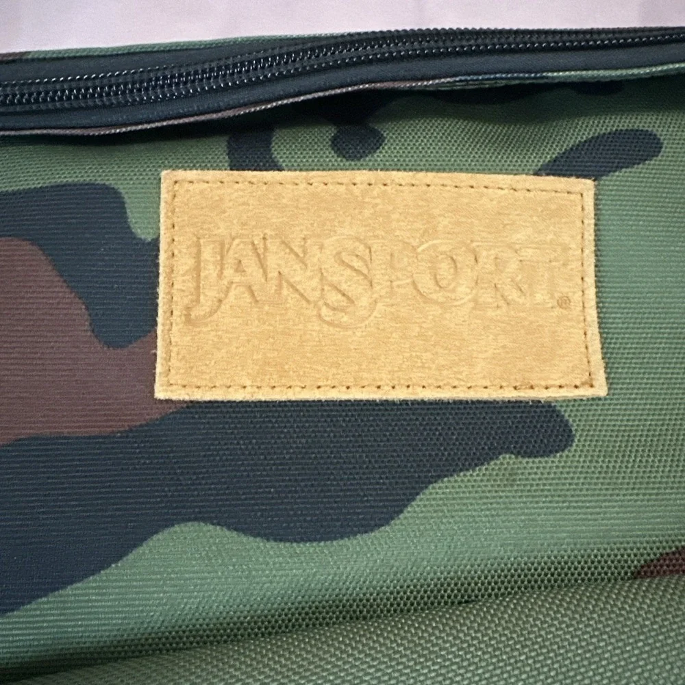 Jansport Super Suede New Olive Camo Sherpa Backpack 1525 Online Exclusive Travel